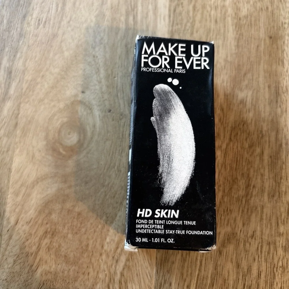 Make Up For Ever HD Skin Undetectable Foundation - 2y20 New Box